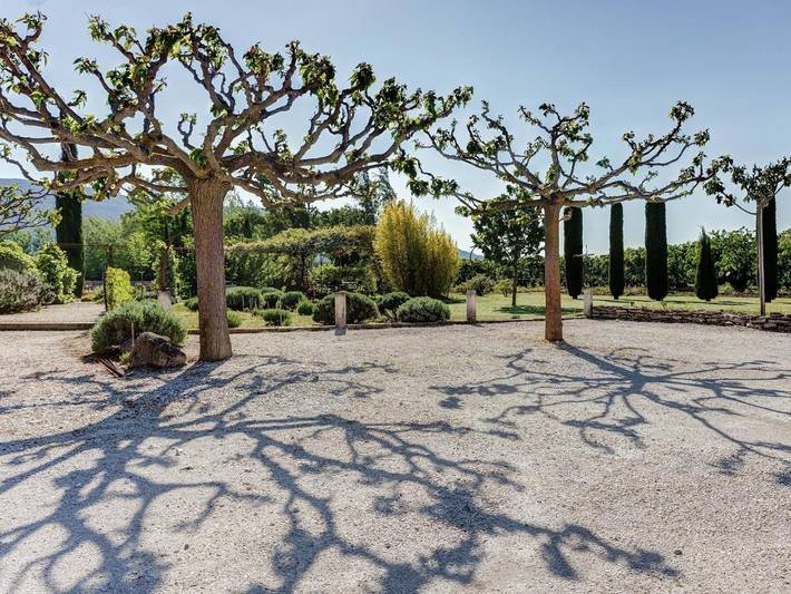 Location de vacances pour 4 personnes, avec terrasse ainsi que jardin et piscine, animaux acceptés à Oppède - 3