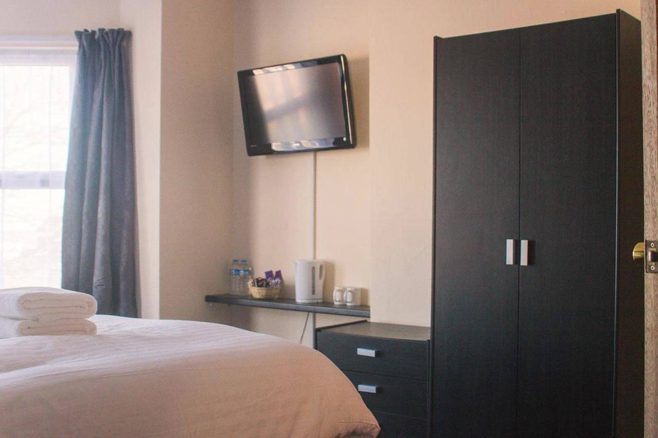 Triple Room with Private Bathroom in Great Yarmouth, The Broads