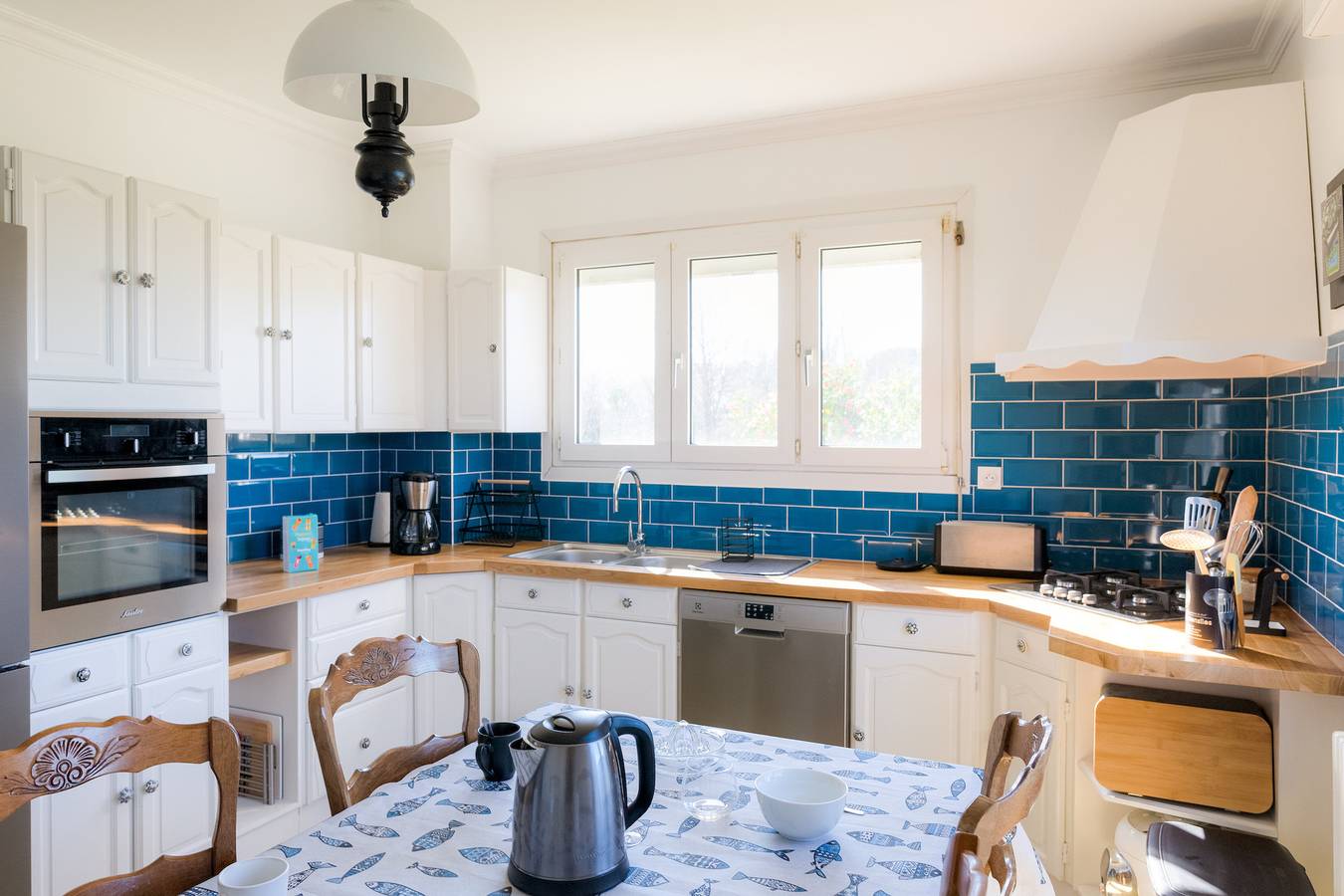 Jolie maison avec jardin, 8 adultes 2 enfants in Plobannalec-Lesconil, Côte de Cornouaille