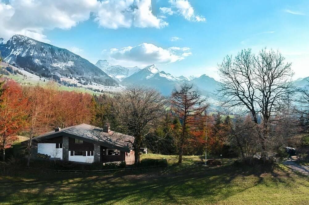 Ferienhaus Aeschi b. Spiez für 1 - 16 Personen mit 6 Schlafzimmern - alleinstehendes Ferienhaus in Aeschi bei Spiez, Thunersee