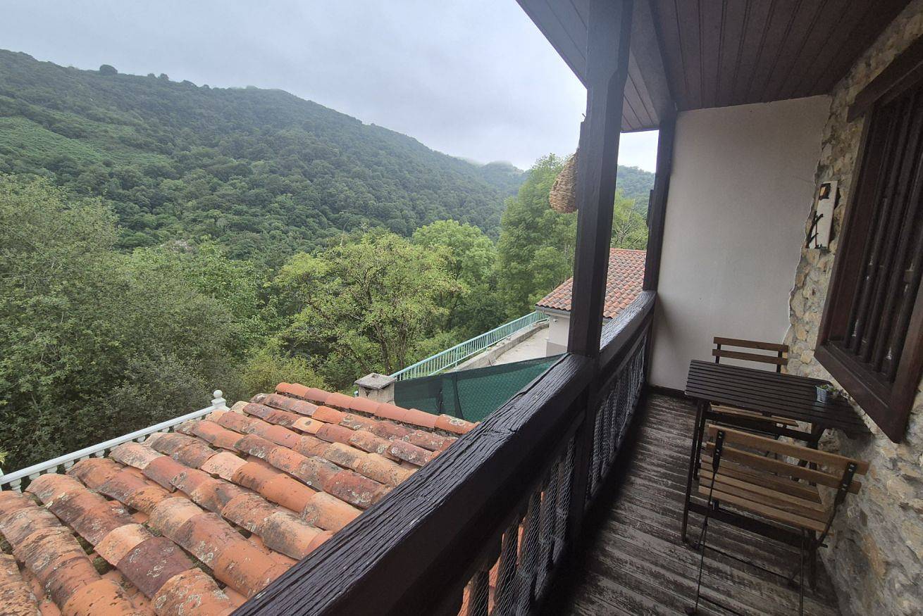 Apartamento entero, 44A01 Acogedor Alojamiento en Nava in Nava, Cordillera Cantábrica