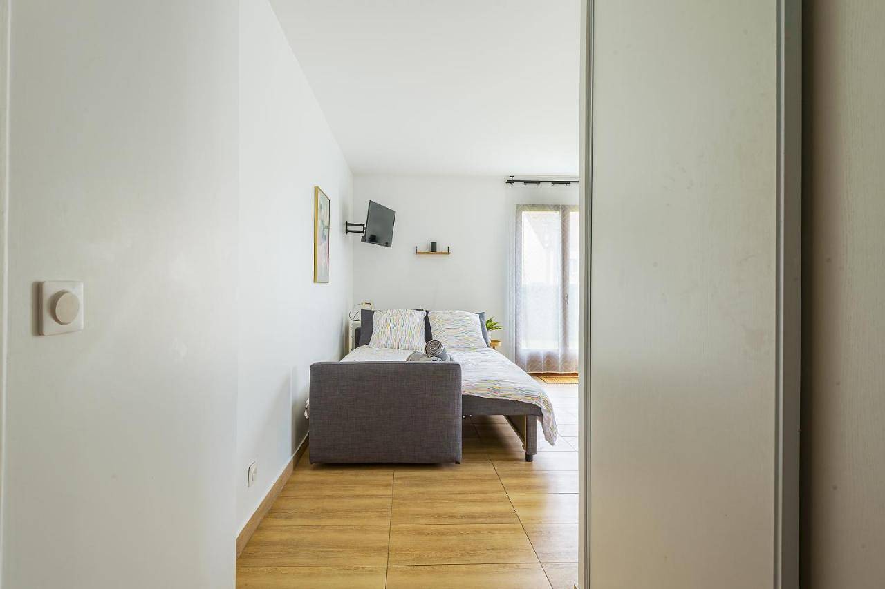 Appartement entier, Studio in Crécy-la-Chapelle, Seine-et-Marne
