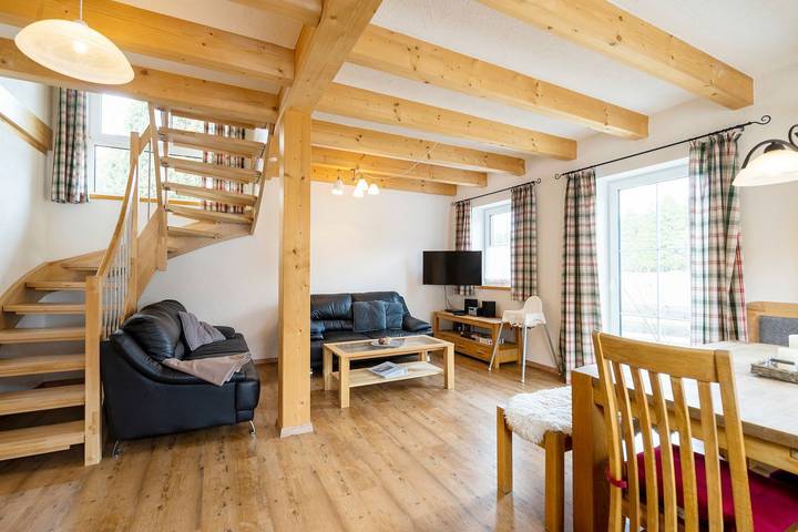 Ferienhaus für 7 Personen, mit Ausblick und Garten in Fischen - 3