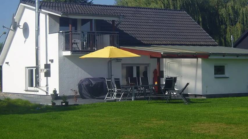 Ferienhaus für 6 Personen, mit Garten am Nord-Ostsee-Kanal