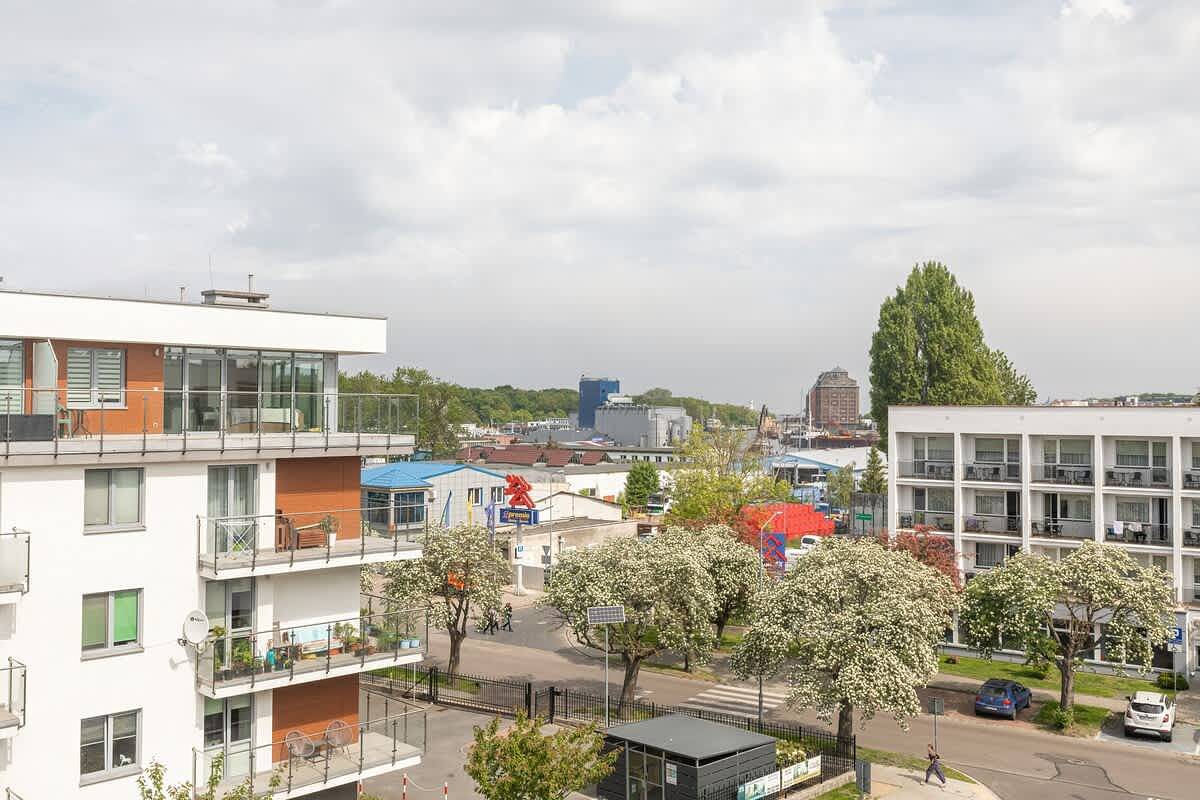Geheel appartement, Spacious Apartment | Balcony and Private Parking in Kołobrzeg, Baltic Sea Pomerania
