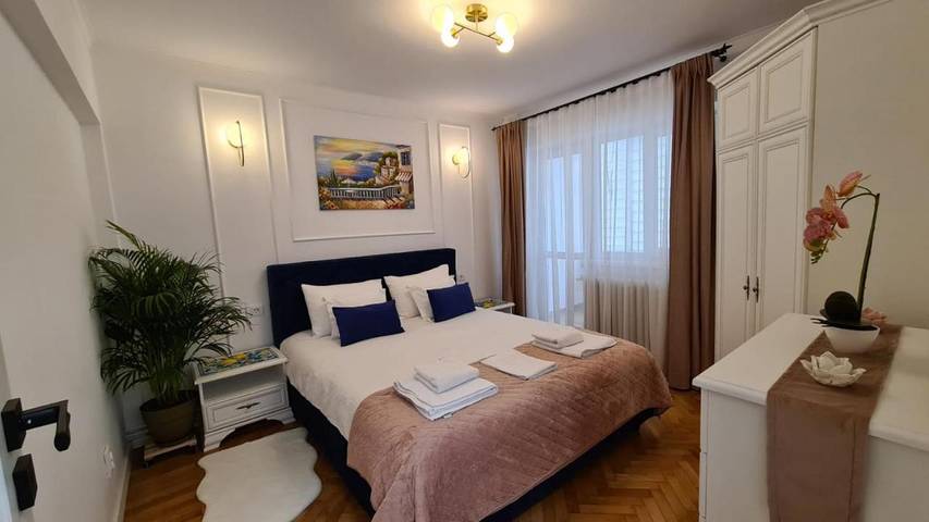 Gîte pour 4 personnes, avec Balcon ainsi que Terrasse et Vue dans Cluj-Napoca