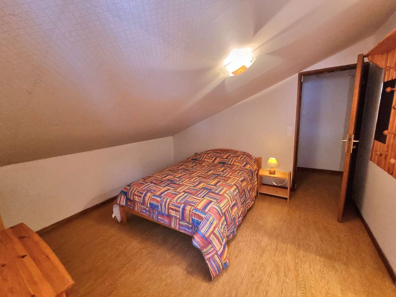 Apartamento entero, Apartamento para 12 personas con balcón, Wifi y aparcamiento - Saint-Michel-de-Chaillol in Saint-Michel-de-Chaillol, Parque Nacional de los Ecrins