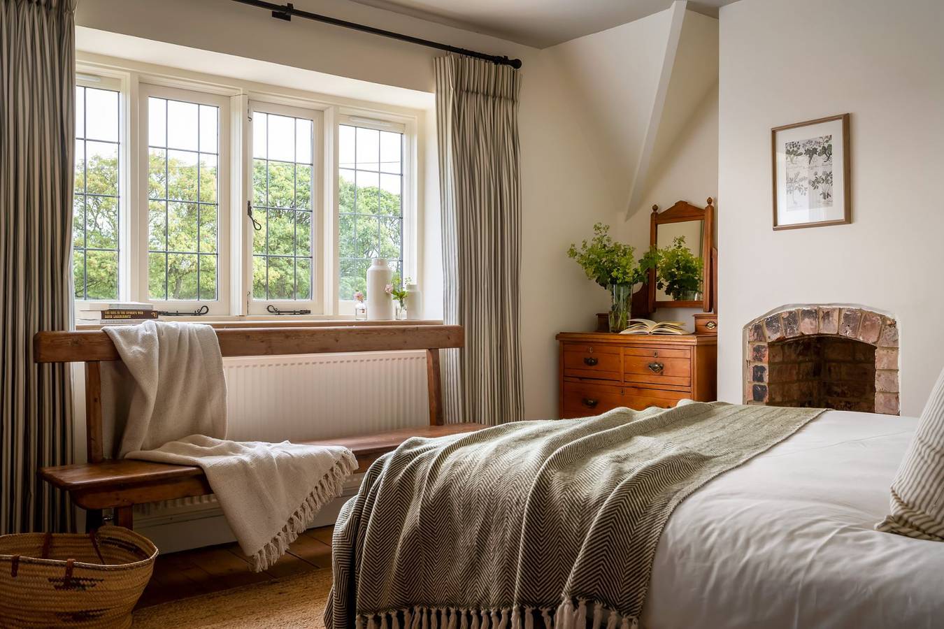Apple Tree Cottage, Daglingworth in Cirencester, Gloucestershire