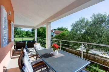 Maison De Vacances pour 6 Personnes dans Bale (Croatie), Région de Rovinj, Photo 2