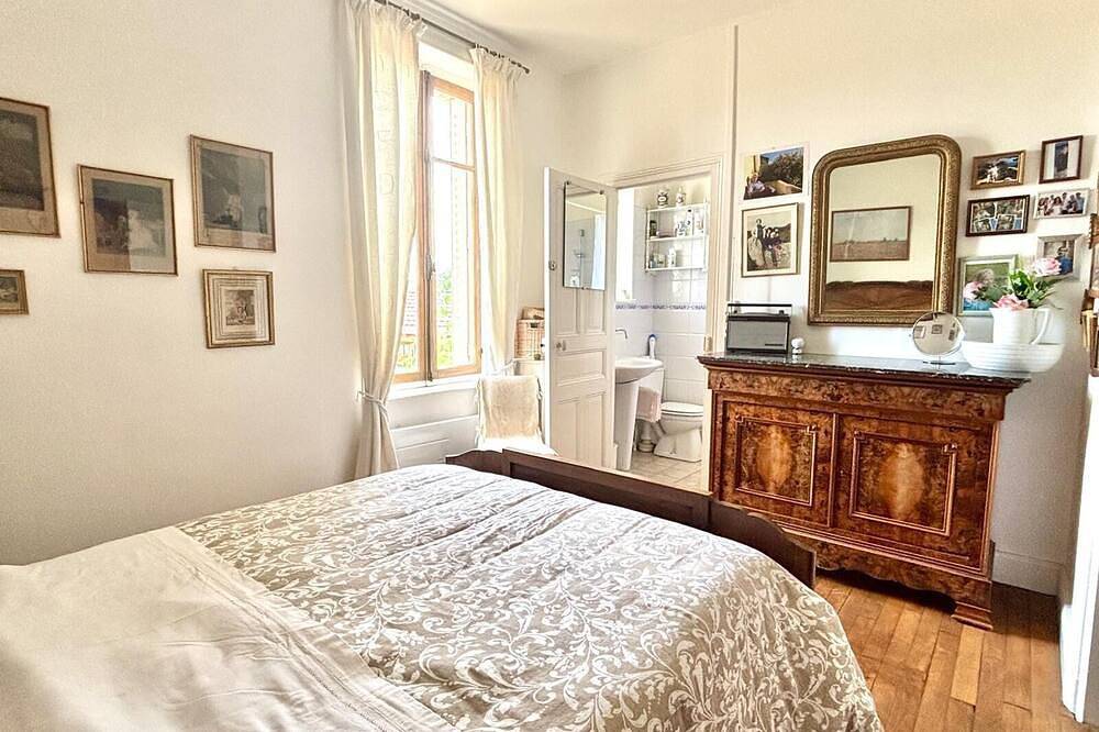 Maison Henriette | Charmant gîte avec vue - 8 pers. in Écuisses, Région de Chalon-sur-Saône