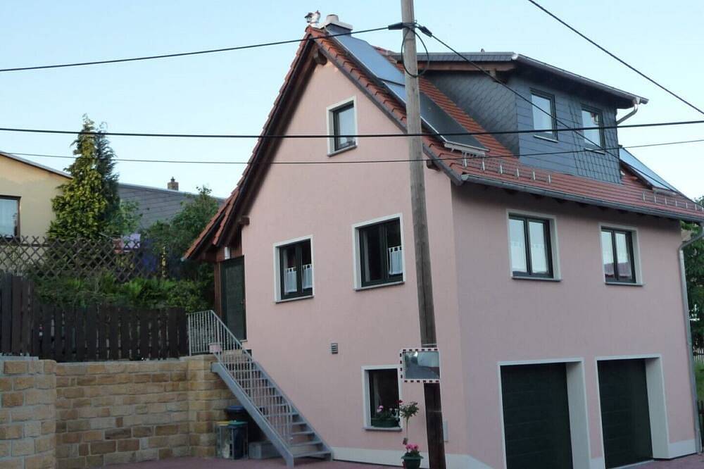 Komfortables Ferienhaus in der Sächsischen Schweiz + Buffet-Frühstück auf Wunsch in Kirnitzschtal, Sebnitz