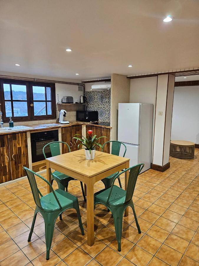Rez-de-jardin appartement 1 chambre Guéret in Guéret, Région de Guéret