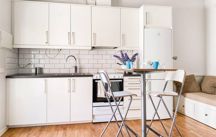 Ganze Ferienwohnung, Ferienwohnung für 3 Personen mit Garten in Visby, Gotland