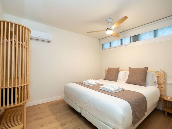 Appartement de vacances pour 4 personnes, avec jardin et piscine