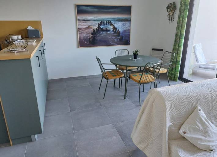 Gîte pour 4 personnes, avec piscine ainsi que jardin et terrasse à Grosseto-Prugna - 4