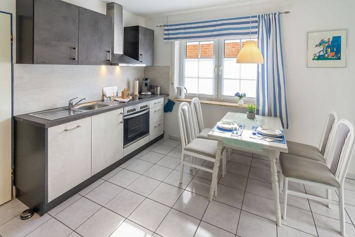 Ferienwohnung für 2 Personen, mit Terrasse in Dornumersiel - 4