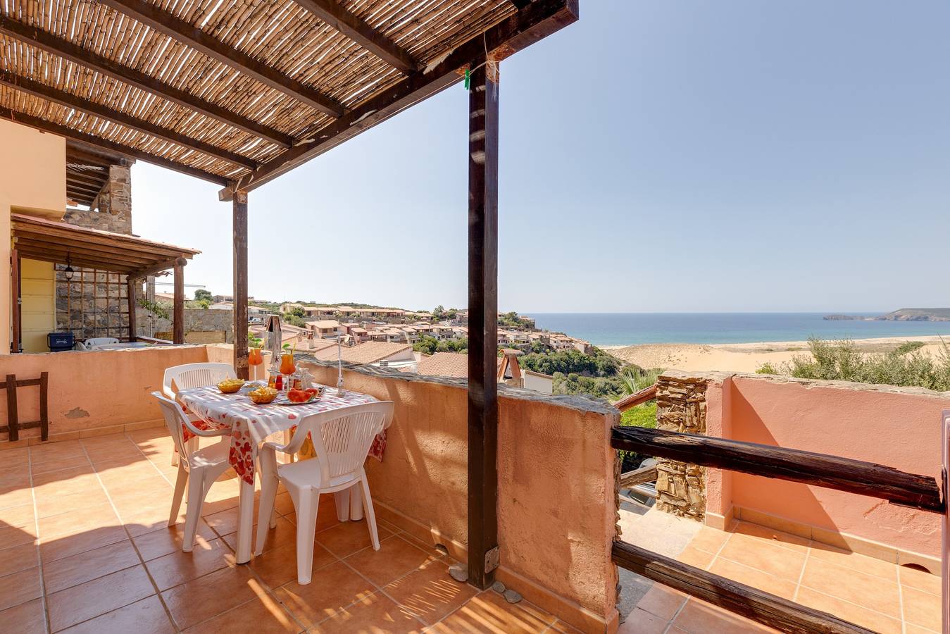 Apartamento entero, Apartamento 'Torre dei Corsari - Dune d'Oro' con vistas al mar y terraza in Arbus (Municipio), Campidano di Terralba