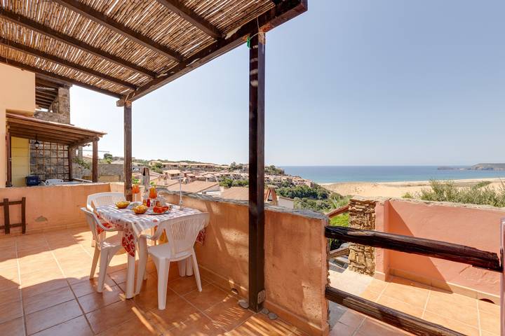 Ferienwohnung für 4 Personen, mit Seeblick und Balkon auf Sardinien - 3