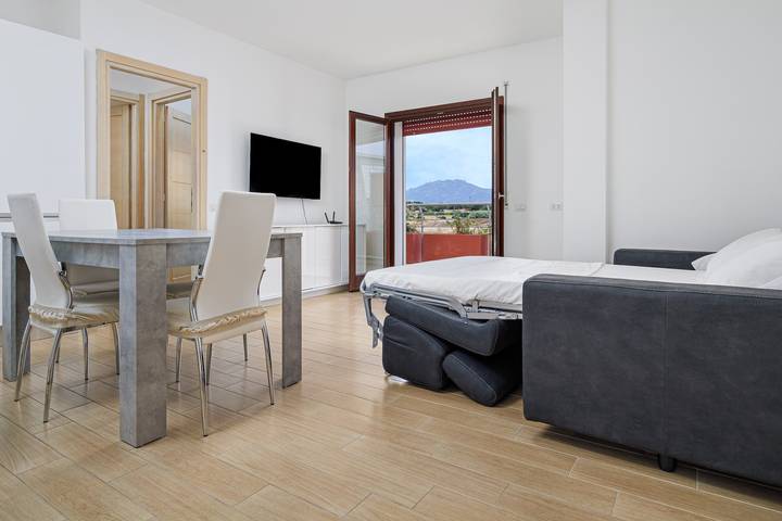 Appartamento intero, Tilly Emerald Stay – Appartamento per 4 persone, ideale per coppie e famiglie in Olbia, Costa Smeralda