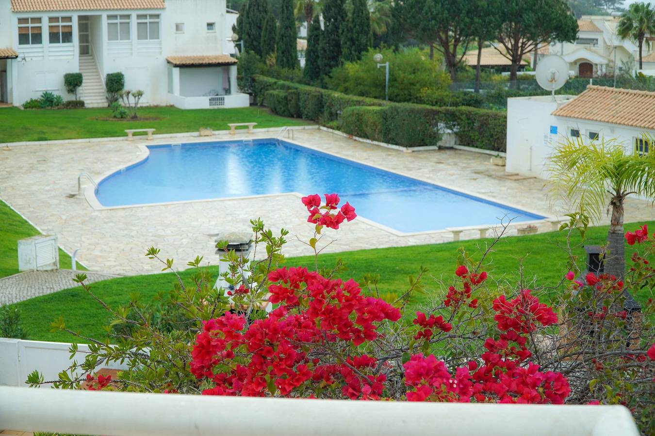 Villa Lychee - 350 m from the beach in Guia, Faro Distrikt