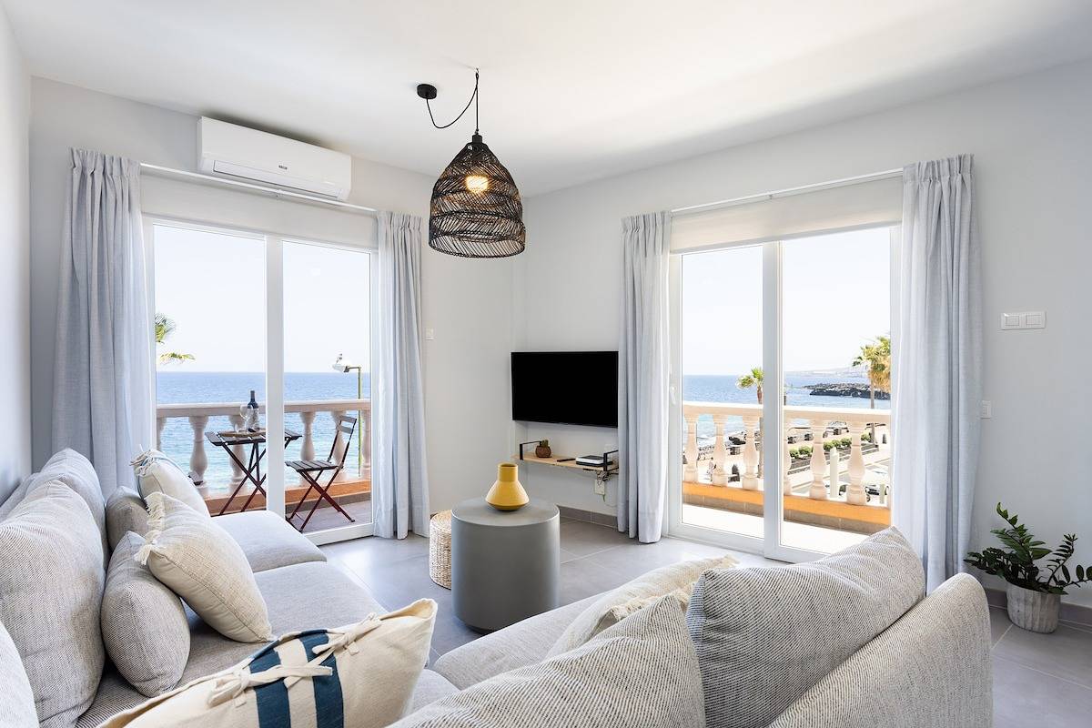 Appartement entier, Home2Book Stunning Sea Front Caletillas in Las Caletillas, Candelaria
