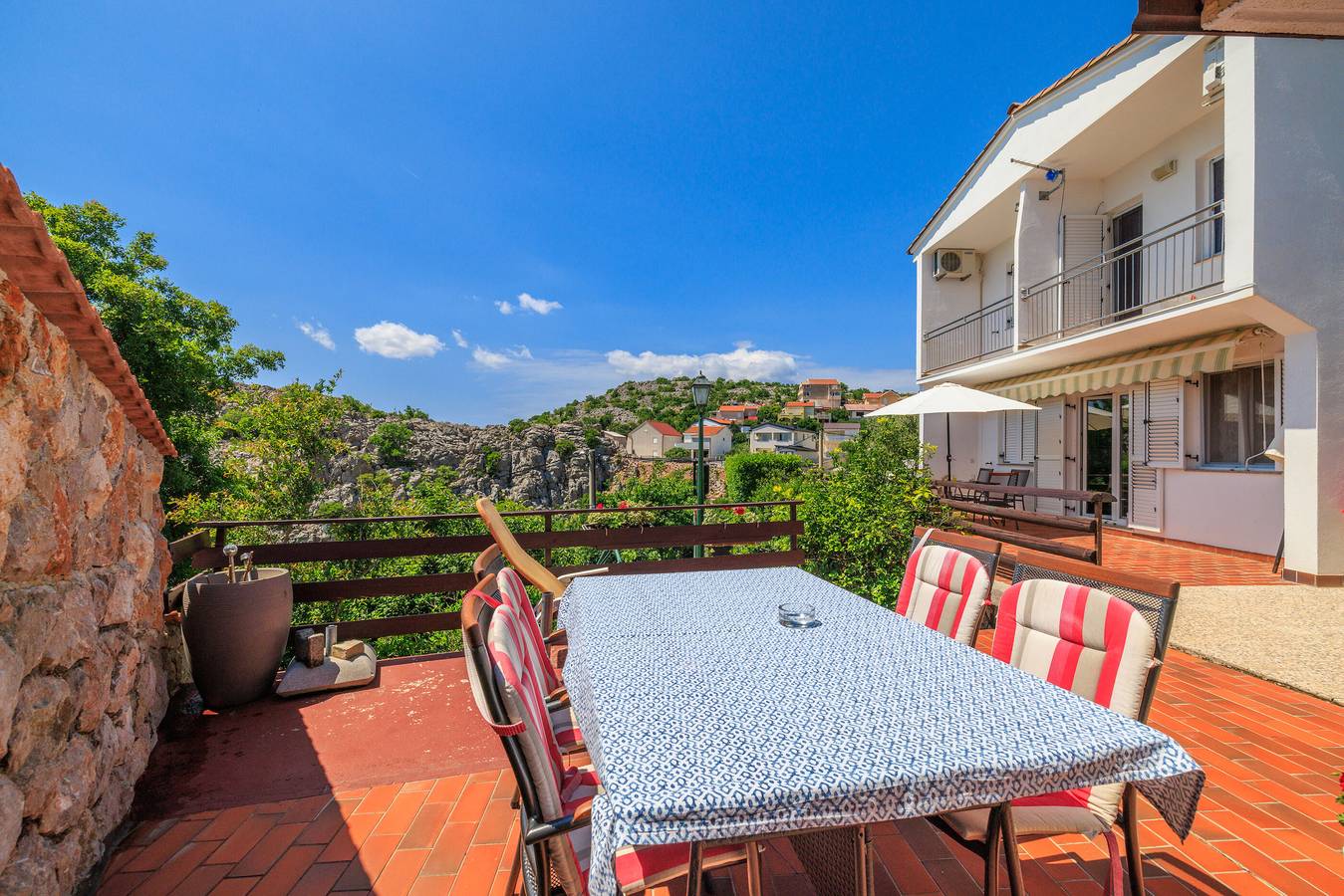 Ganze Wohnung, Apartment Ivan in Cesarica, Naturpark Velebit