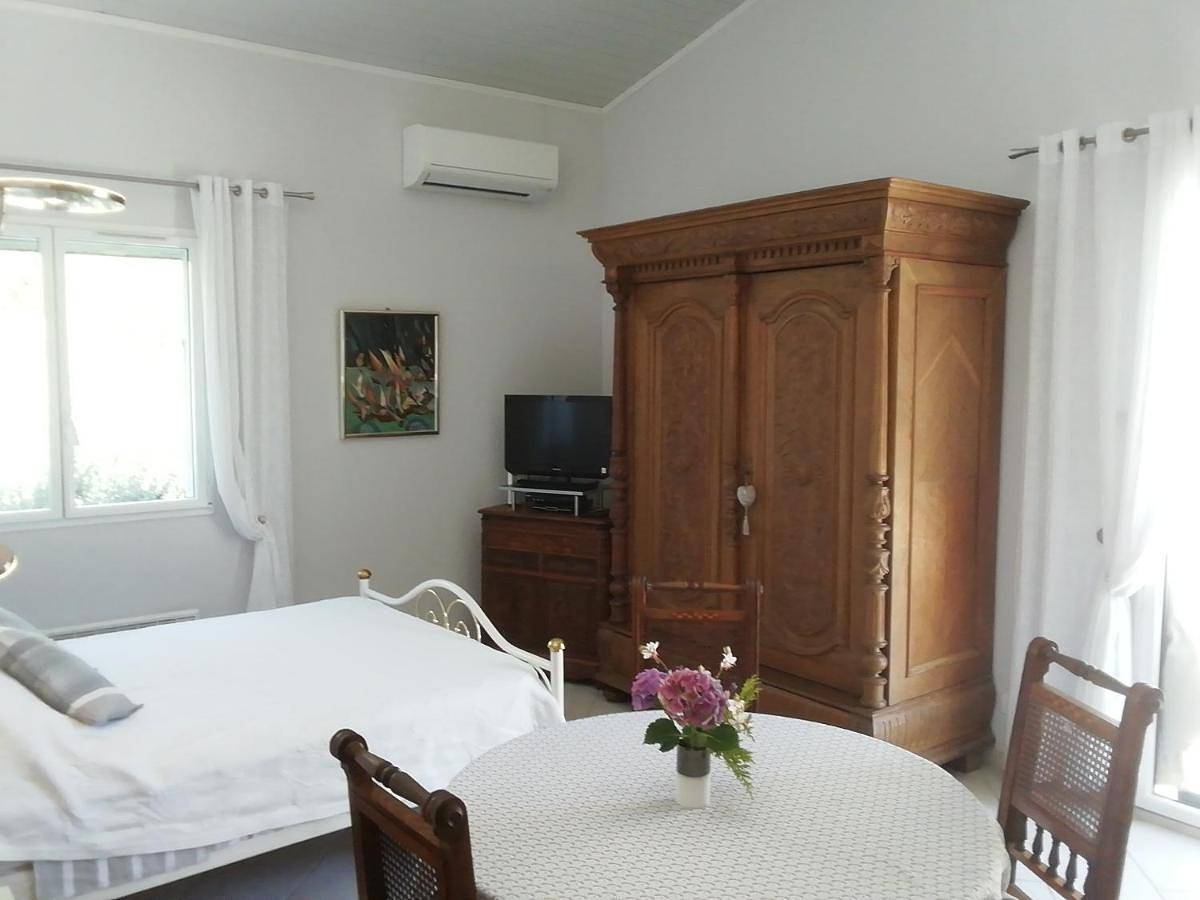 Appartement entier, Apartment in Laroque-des-Albères, Région de Céret