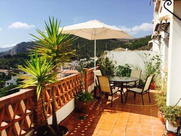 Casa rural para 6 personas, con terraza y vistas en Villamena