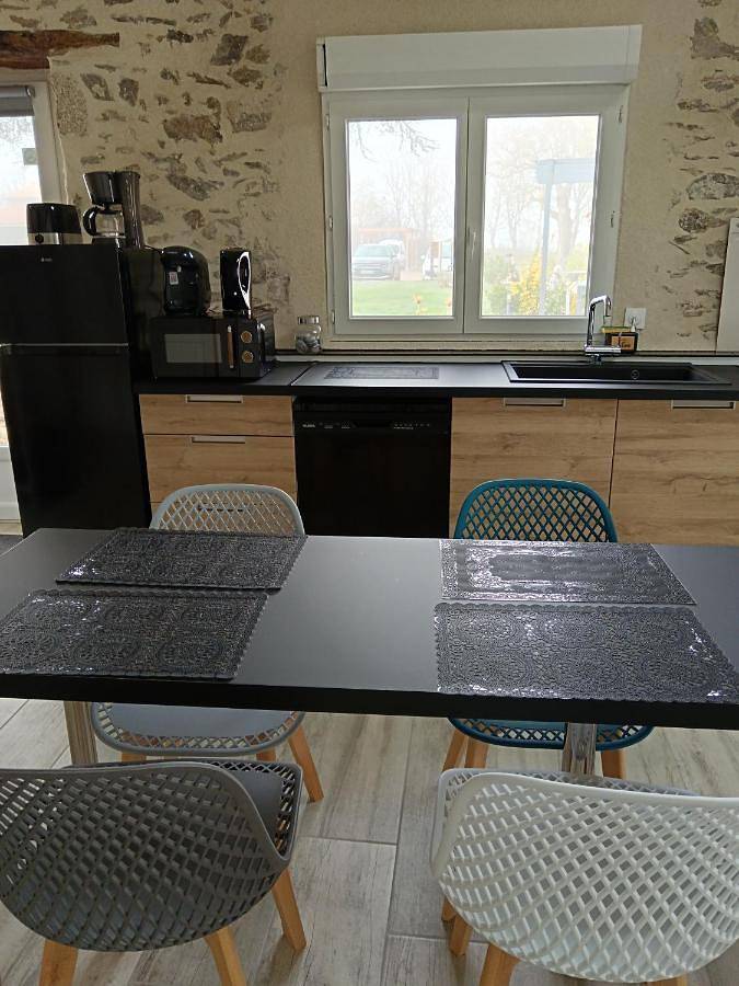 Location de vacances pour 6 personnes, avec jardin ainsi que vue et vue sur le lac à Bressuire - 3