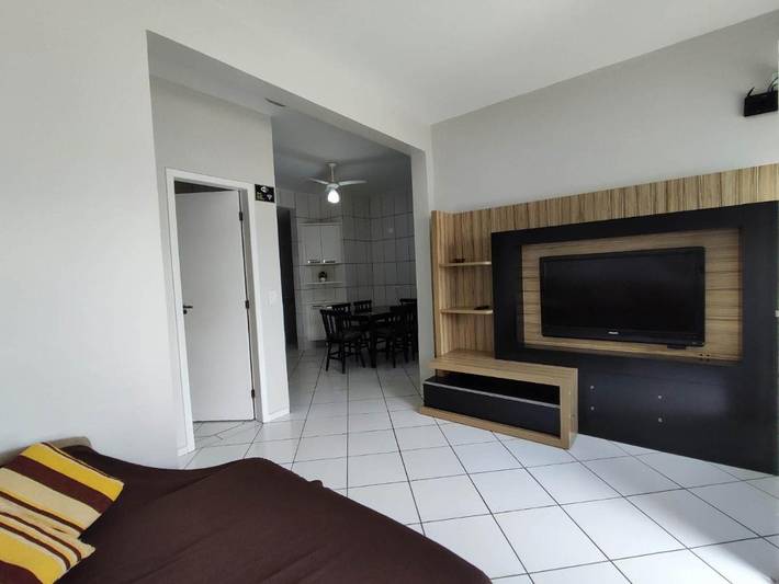 Casas e apartamentos de temporada para 6 pessoas, com balcão, adaptado a crianças em Guaratuba