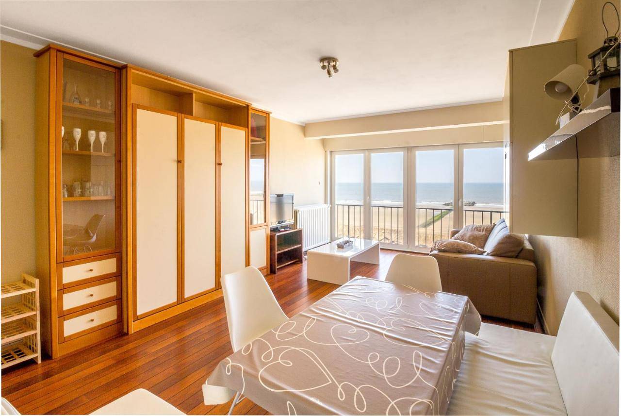 Geheel appartement, Studio with Sea View in Westende, Middelkerke