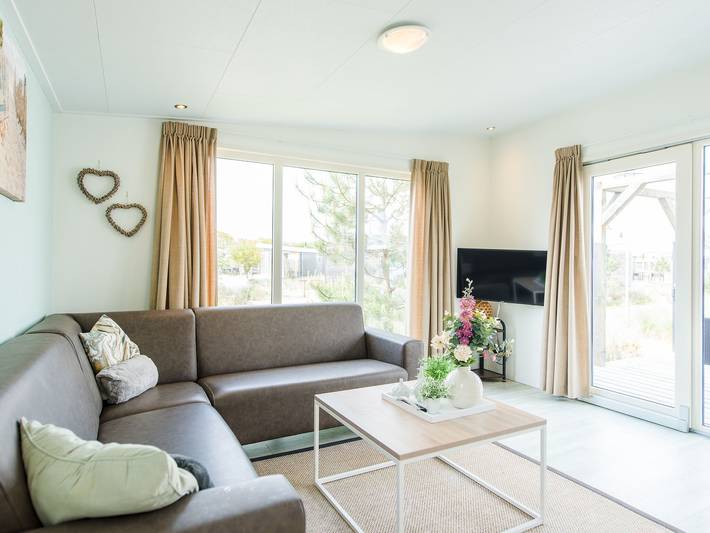 Ferienhaus für 4 Personen, mit Terrasse und Garten sowie Pool auf Ameland