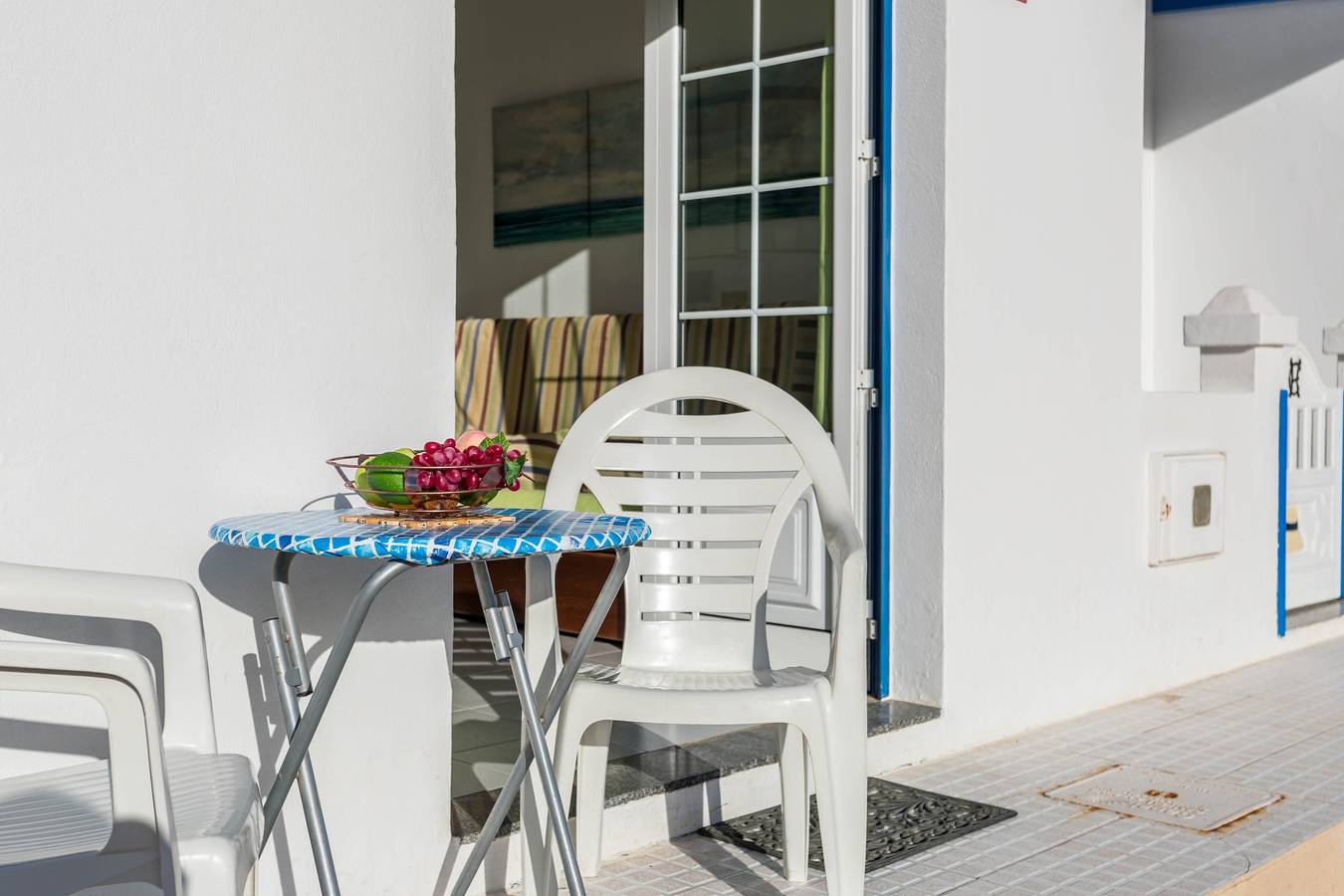 Holiday Home "El Sombrerito 1" with Sea View & Wi-Fi in La Graciosa, Parque Natural Archipiélago Chinijo