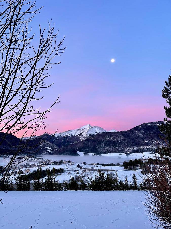 Gîte pour 6 personnes, avec jardin et vue, animaux acceptés à Lus-la-Croix-Haute - 2
