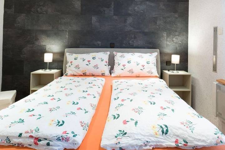 Ferienwohnung für 2 Personen, mit Garten und Terrasse - 1