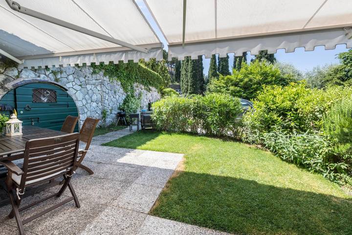 Ferienwohnung für 5 Personen, mit Seeblick und Garten in Torri del Benaco - 3