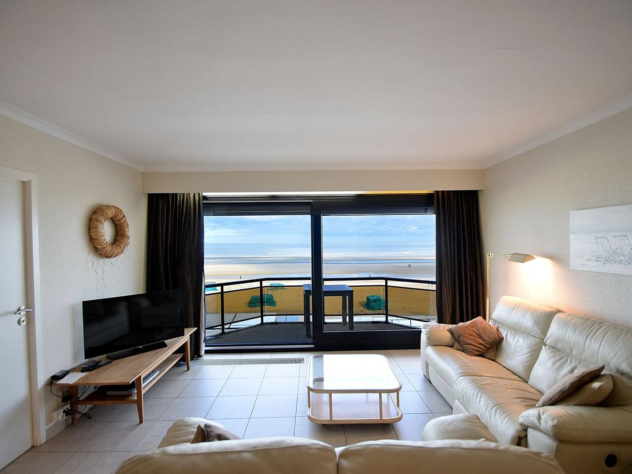 Ganze Wohnung, Zuflucht am Meer mit Balkon in De Haan, Belgische Küste