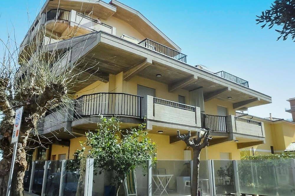 Apartamento entero, Precioso apartamento para 4 personas con Wifi, Tv, terraza y mascotas permitida in Silvi, Costa Adriatica Abruzzo