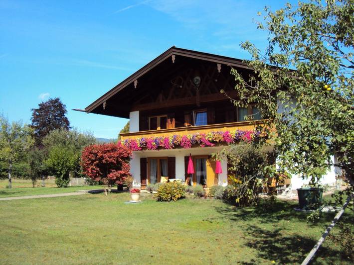 Ferienwohnung für 2 Personen, mit Balkon und Terrasse sowie Garten und Ausblick am Tegernsee - 3