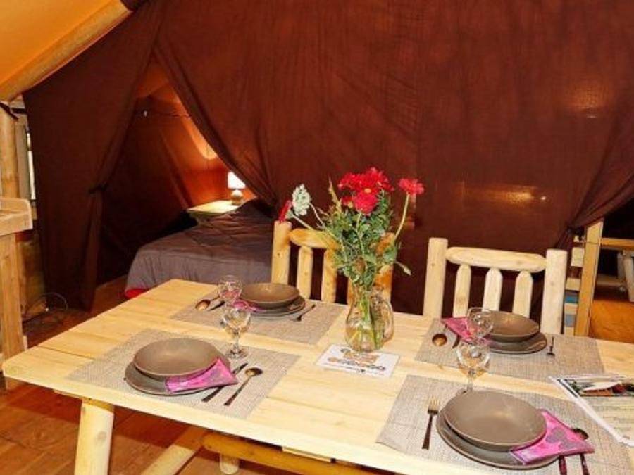 Domaine du Koukano - Tente en toile et en bois 5 personnes - Tente Lodge Robinson in Maurens-Scopont, Région de Castres