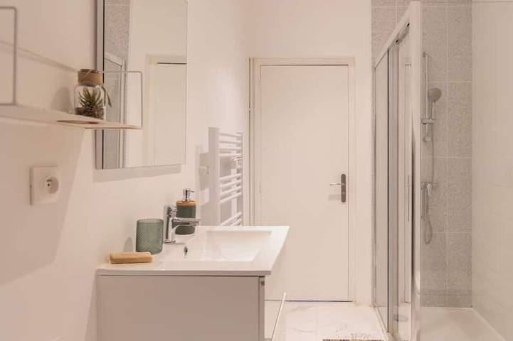 Apartamento entero, F1 city center, quiet, charming, wifi in Troyes, Aube (desambiguación)