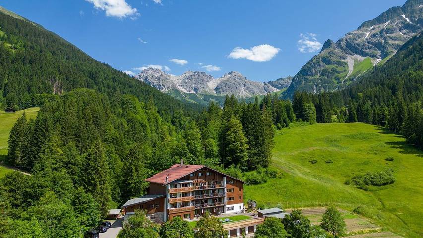 Ferienwohnung für 4 Personen, mit Sauna und Garten sowie Balkon, kinderfreundlich - 1