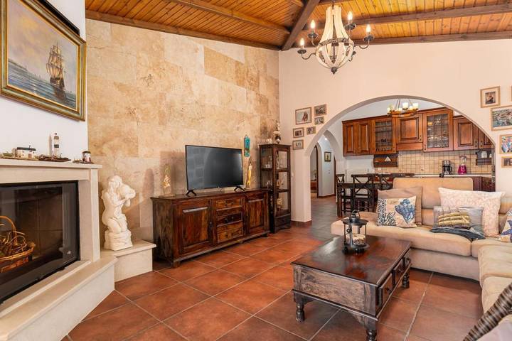 Vakantiehuis voor 6 personen, met uitzicht en tuin in Gouvia