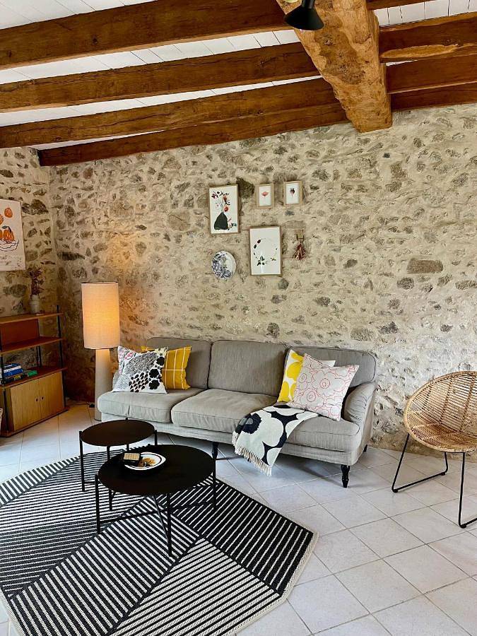 Location de vacances pour 5 personnes, avec vue ainsi que jardin et piscine, animaux acceptés à Bussière-Badil - 4