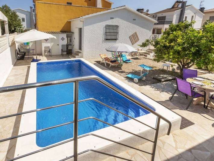 Casa de vacaciones para 5 personas, con jardín y terraza - 1