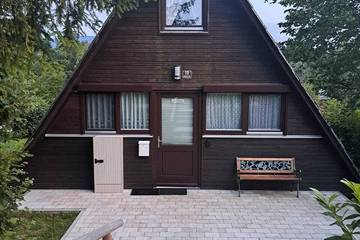 Ferienpark für 6 Personen, mit Garten und Balkon im Chiemgau