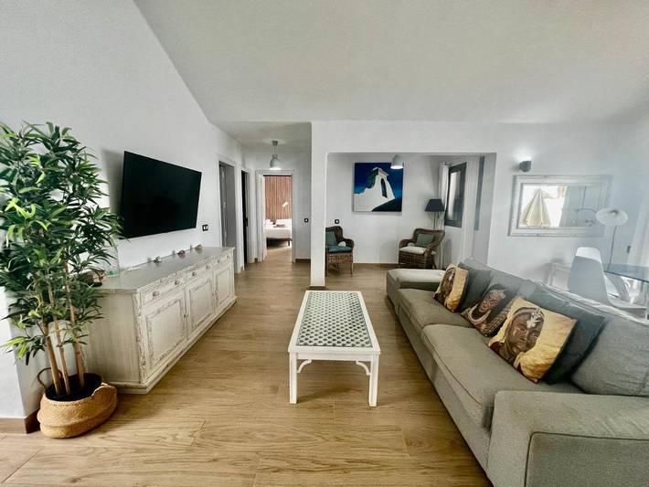 Casa rural para 5 personas, con Terraza y Jardín además de Piscina y Vistas en Arrecife - 3