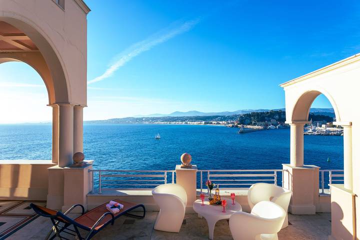 Villa für 6 Personen, mit Balkon und Terrasse in 