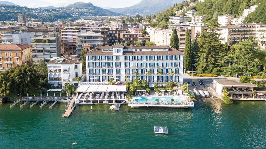 Hôtel pour 2 personnes, avec piscine et jardin ainsi que vue sur le lac et vue, animaux acceptés