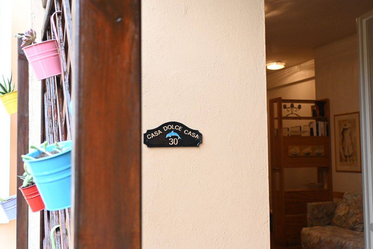 Entire apartment, N295 – Numana, three-room apartment a stone's throw from the center in Sirolo, Riviera del Conero